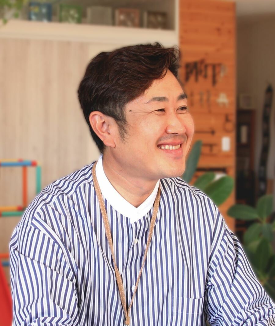 staff_is